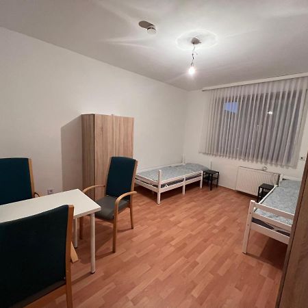 Duisburg Feelhome, Flughafen Nah,3-Schlafzimmer, Dusche Ebenerdig, Zentral, Wifi, Ground Floor Exteriör bild