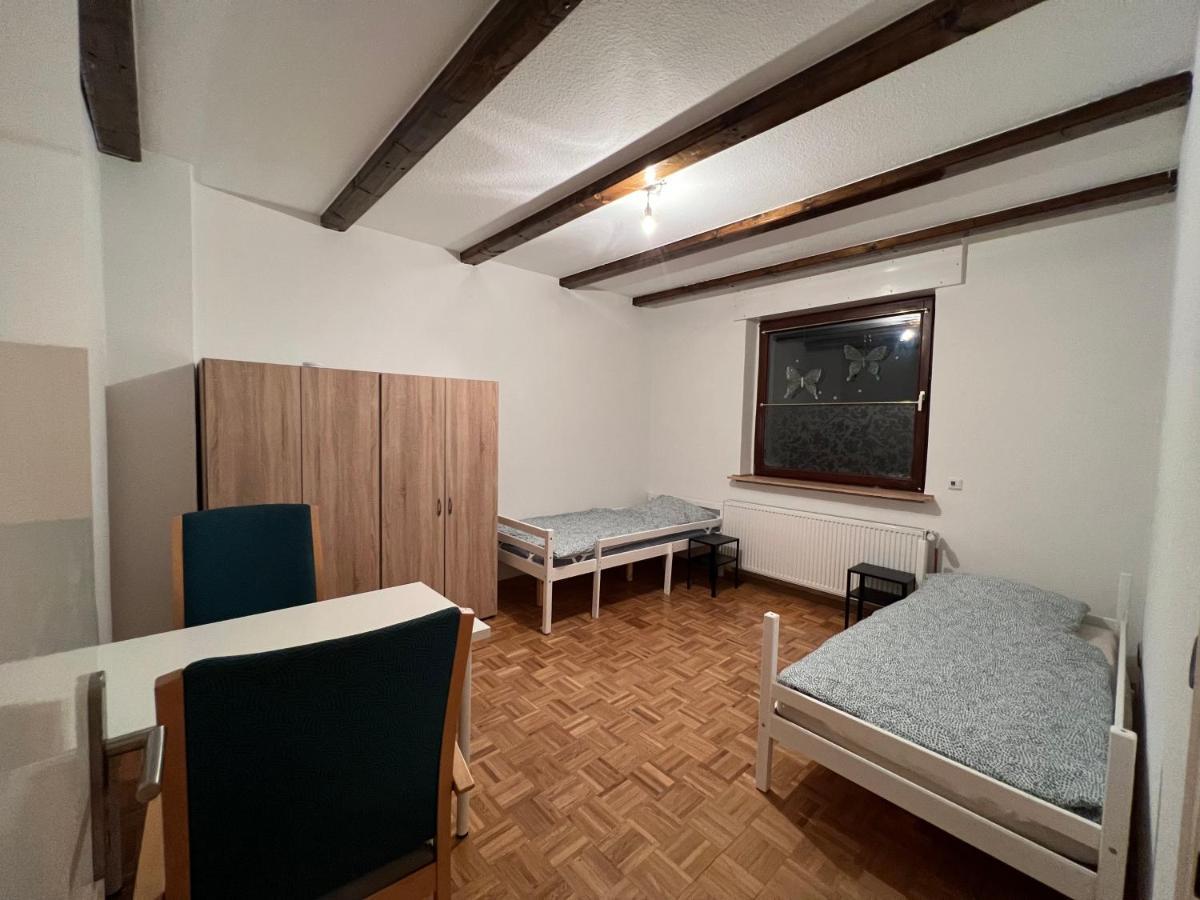 Duisburg Feelhome, Flughafen Nah,3-Schlafzimmer, Dusche Ebenerdig, Zentral, Wifi, Ground Floor Exteriör bild